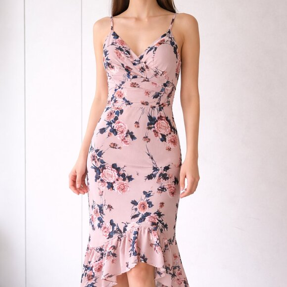Emerald Sundae Dresses & Skirts - Emerald Sundae Blush Pink Floral Bodycon Dress Size L/M